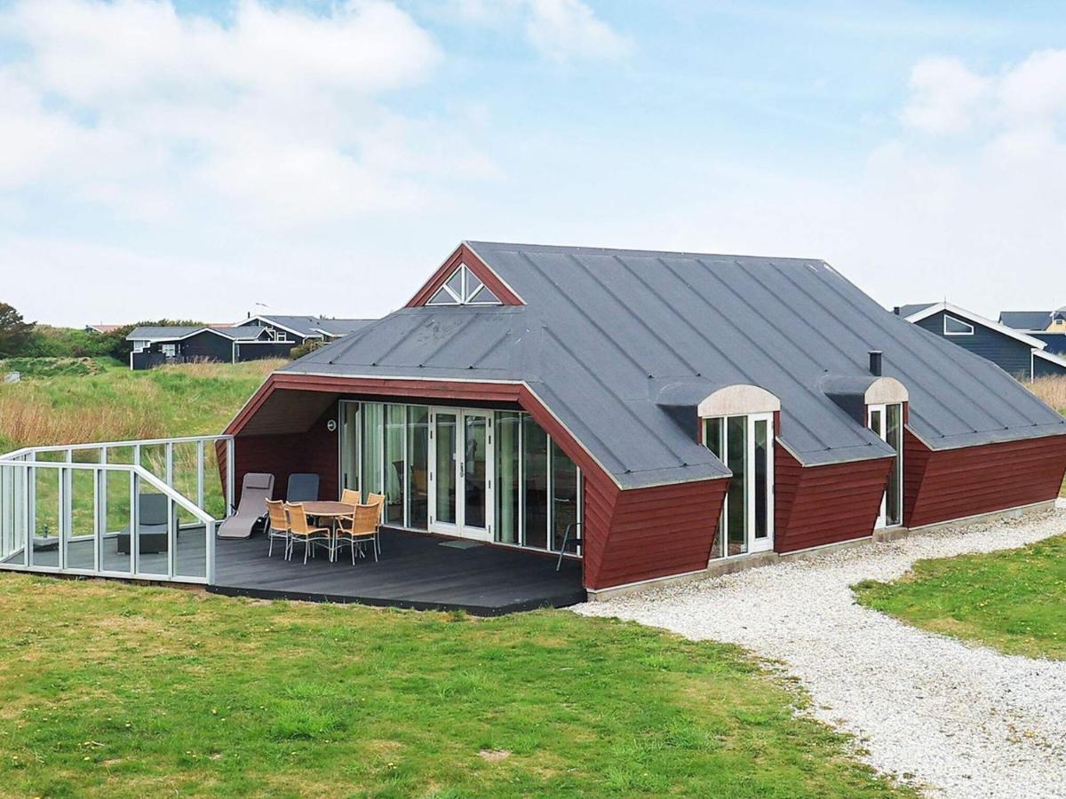 8 Person Holiday Home In L Kken Lokken Bagian luar foto