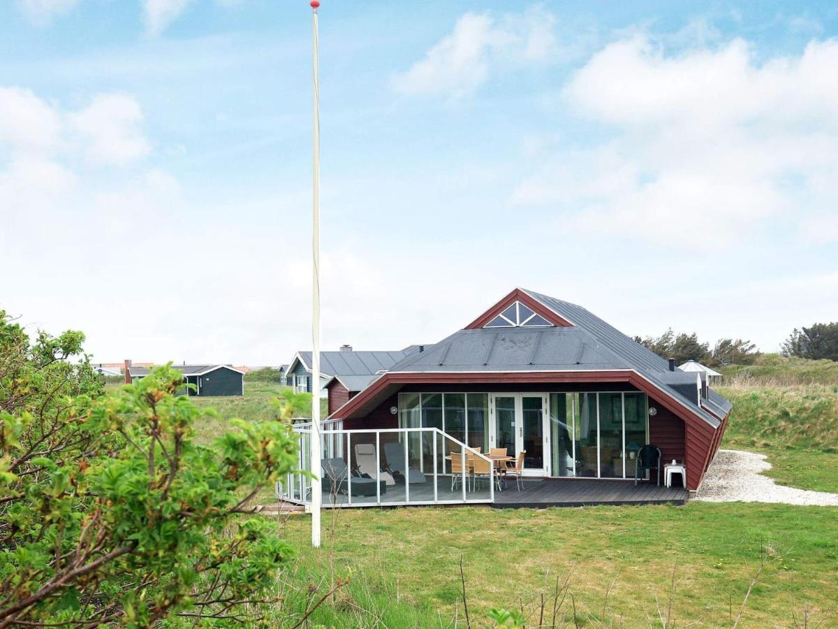 8 Person Holiday Home In L Kken Lokken Bagian luar foto