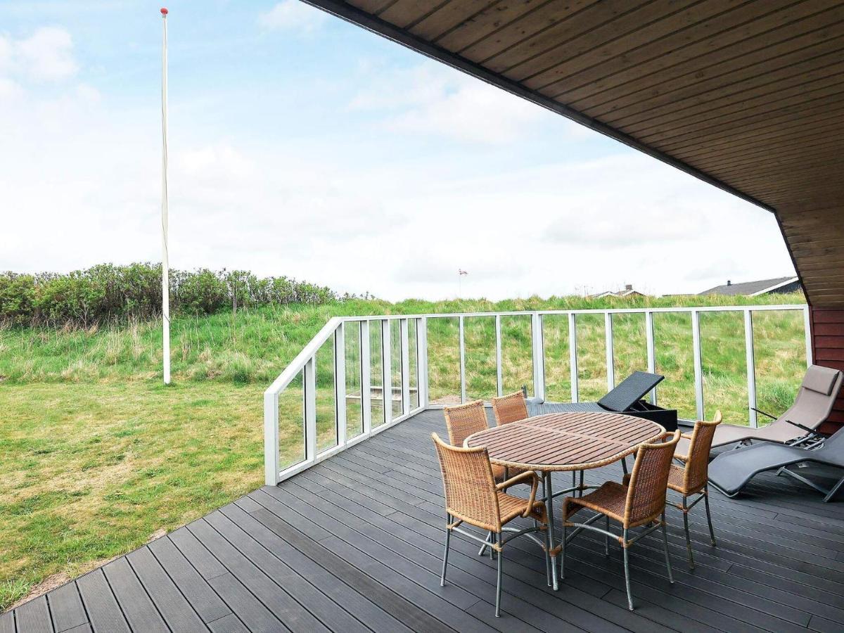 8 Person Holiday Home In L Kken Lokken Bagian luar foto