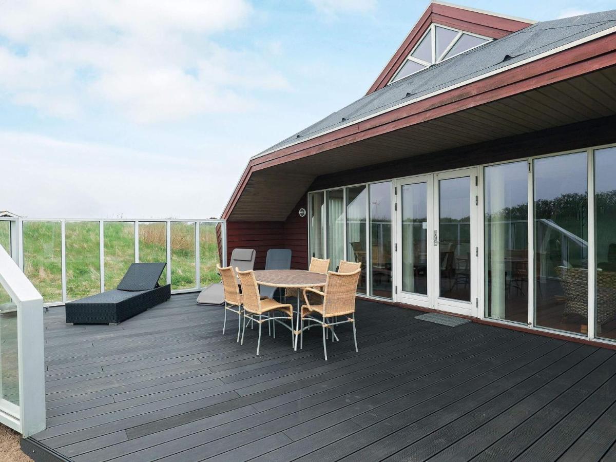 8 Person Holiday Home In L Kken Lokken Bagian luar foto