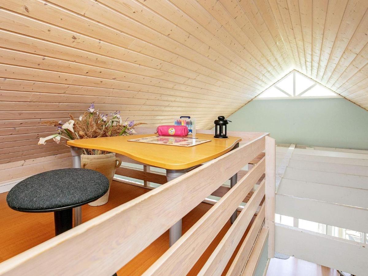 8 Person Holiday Home In L Kken Lokken Bagian luar foto